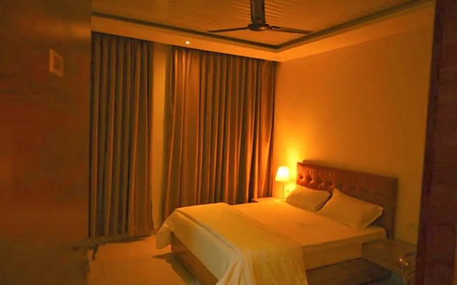 Hotel Hibiscus Tree- Bachupally