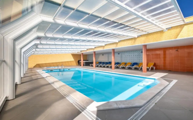 Hotel Colmeia Monte Real