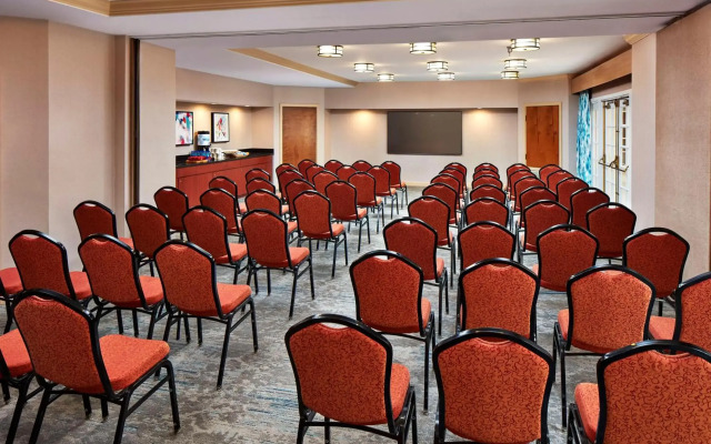 Hilton Garden Inn Valencia Six Flags