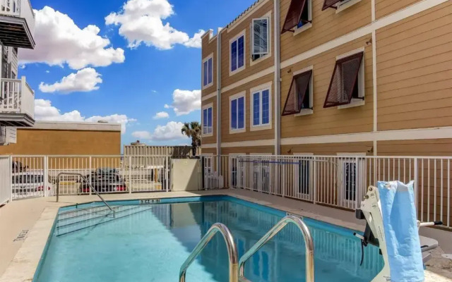 203 Terraces at Beachside