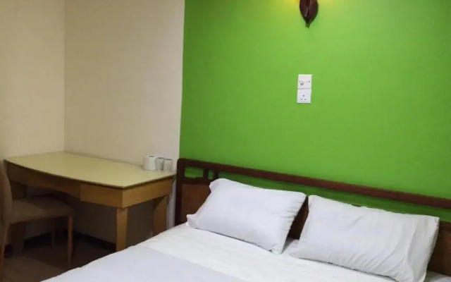 OYO 90742 I-home Hotel