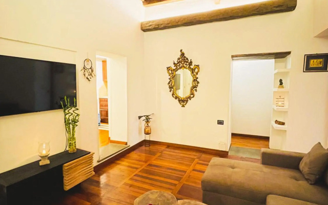 Trevi Fountain Luxury Guest House