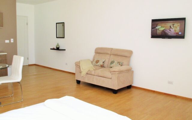 Cedar Cats Apartments