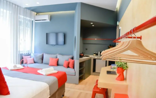 CentraL44 OMG CasuaL Suite