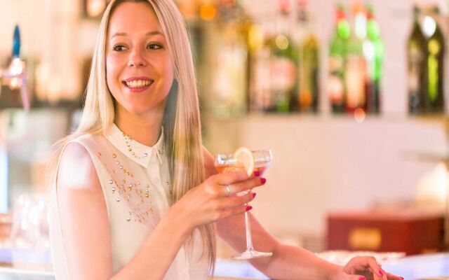 Novotel Manila Araneta City Hotel