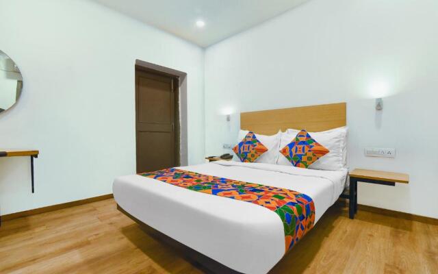 Fabhotel Akash Ganga