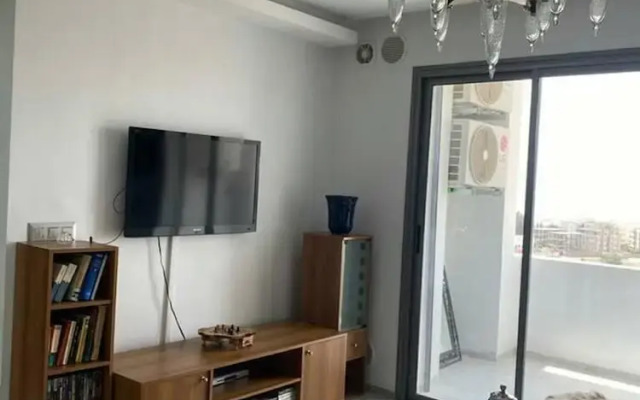 Charming 1-bed Apartment in Tunis, Close to Centre
