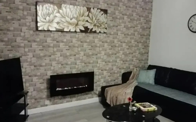 Manor House with Garden 6ppn Max