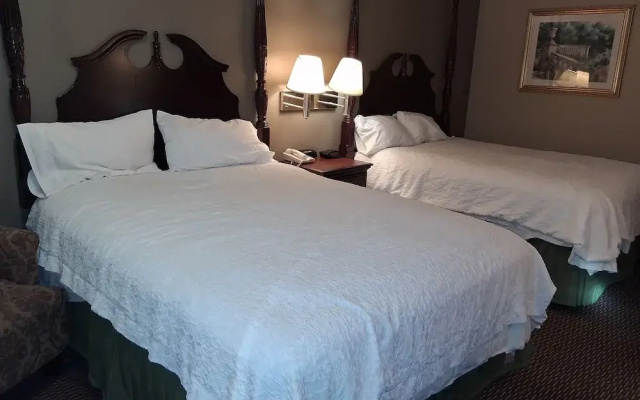 Oak Tree Inn