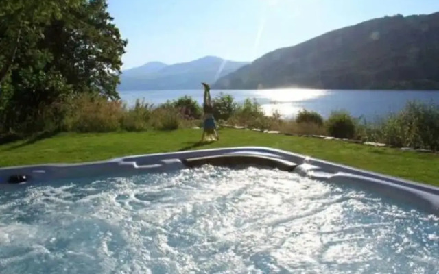 Lochside Cottage