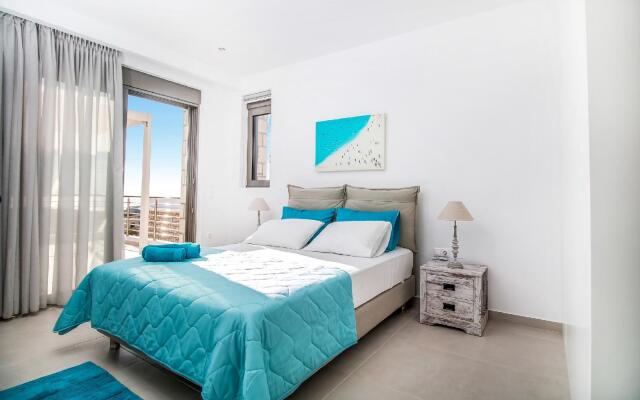 Francis & Gregorys Luxury Villas