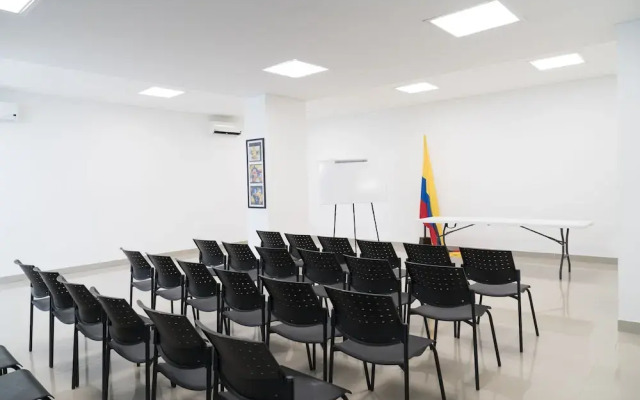 Hotel Cinco Monteria