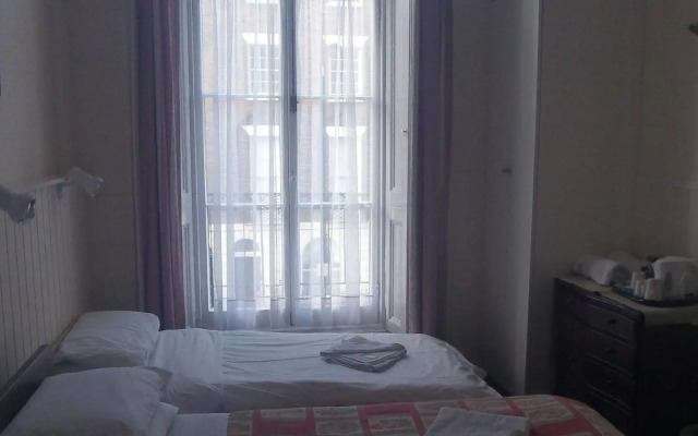Lynton Hotel