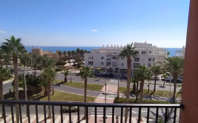 Apartamento Roquetas playa con WIFI