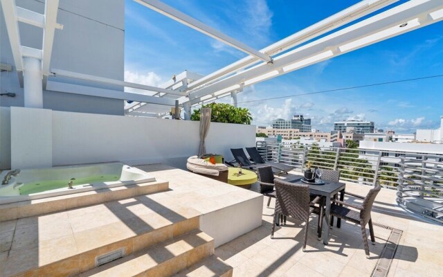 Penthouse Bahia Mar South Beach On Ocean Drive Miami Beach 1 Bedroom Home by RedAwning