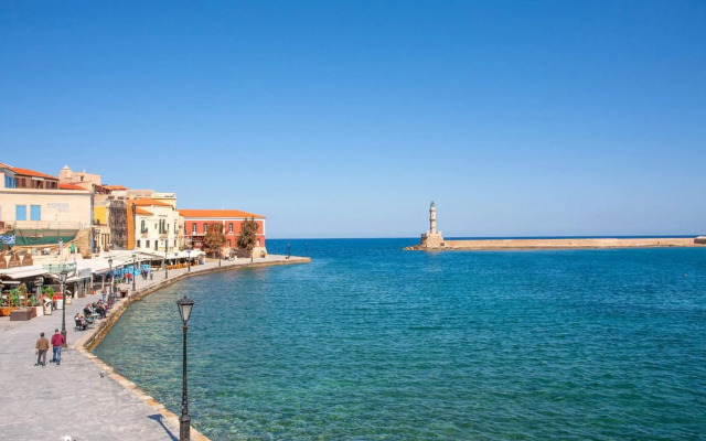 Lucia Hotel