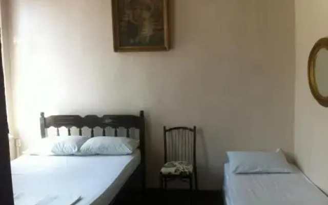 Bella House