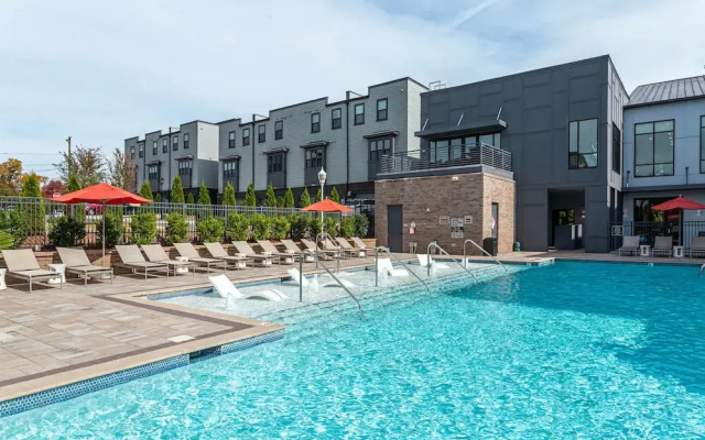 Kasa FreeMoreWest Charlotte