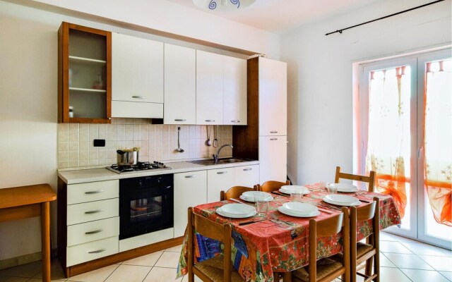 Nice Apartment in Cariati With 2 Bedrooms and Wifi