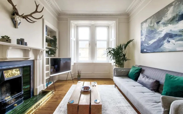 Guestready - Modern Classic Edinburgh Home With Free Parking