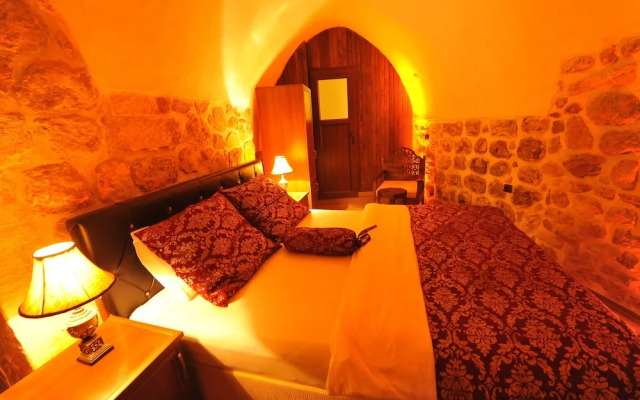 Kadim Otel