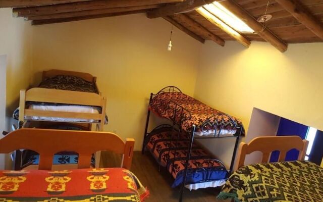 Reinbo Hostel B&B