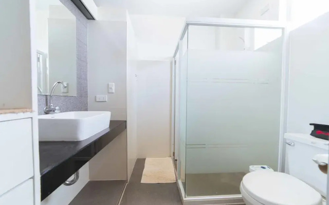 Reddoorz Premium @ Guadalupe Village