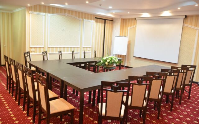 Regency Hotel