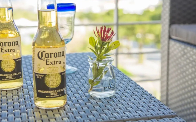 Resort House Plus One