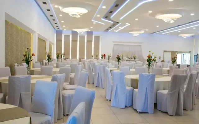 Hotel King