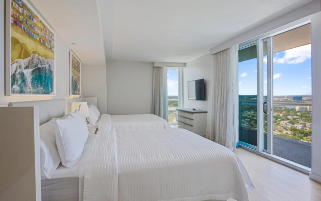 Daytona Grande Oceanfront Resort