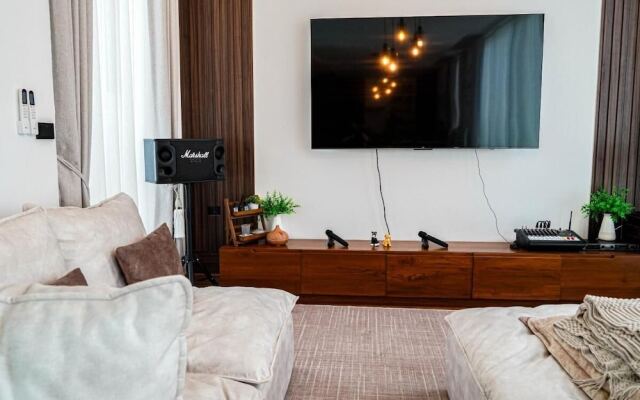 RoomQuest HideAway Hua Hin