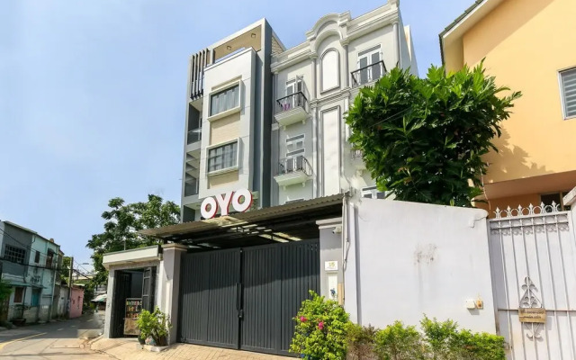 OYO 272 PVL Service Apartment