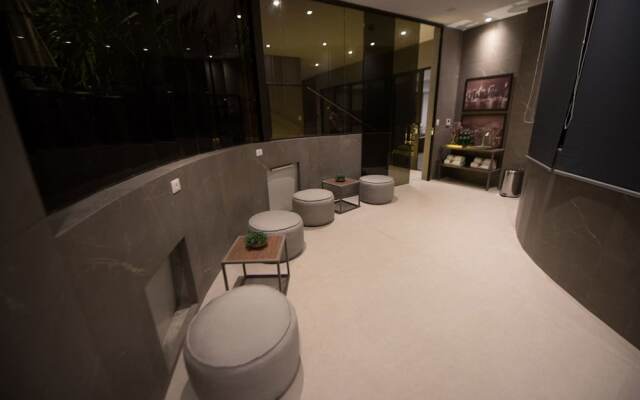 Holanda's Prime Residence