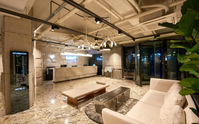 Hotel tt