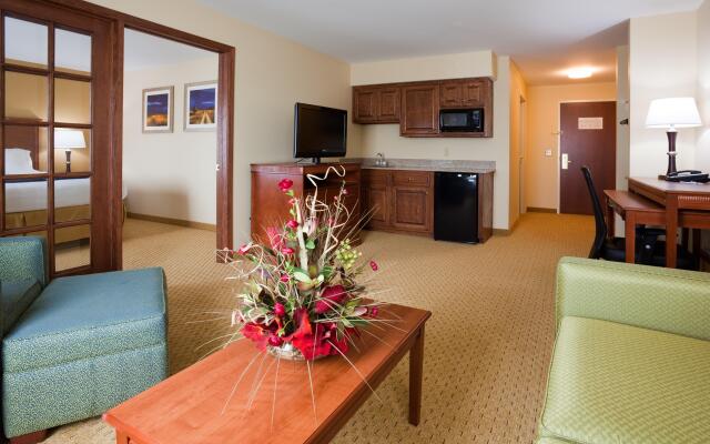 Holiday Inn Express Sheboygan-Kohler, an IHG Hotel