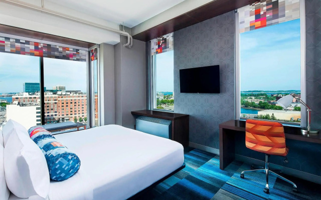 Aloft by Marriott, Boston Seaport District