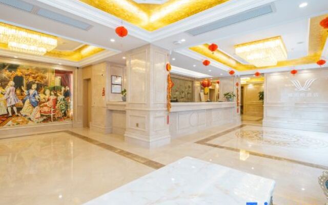 Vienna Hotel (Jiangmen Changan Road Pedestrian Street)