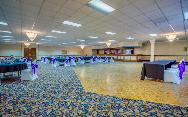 Days Inn by Wyndham Sudbury & Conference Centre