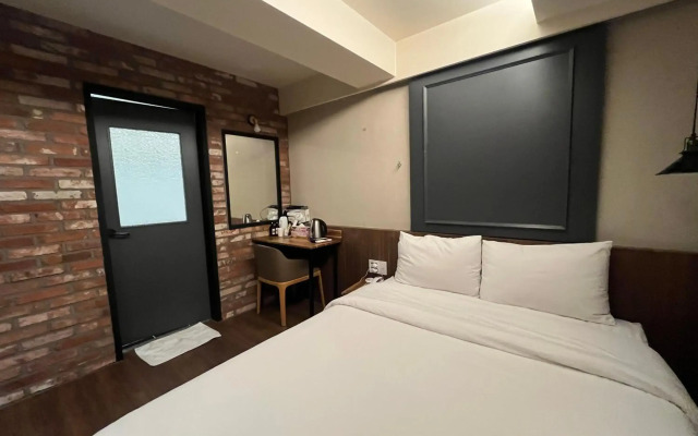 Dwell Hotel
