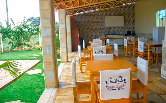 Pousada e Chales Por do Sol