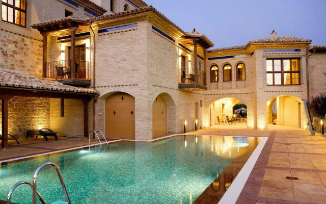 Villa Alquezar