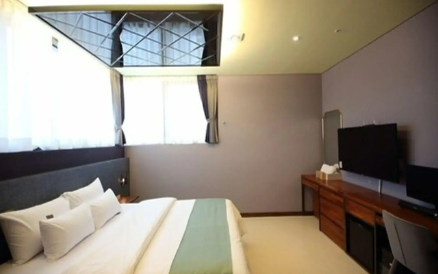 Gimpo Stavia Hotel