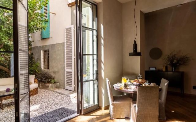 Oltrarno 1881 Apartments