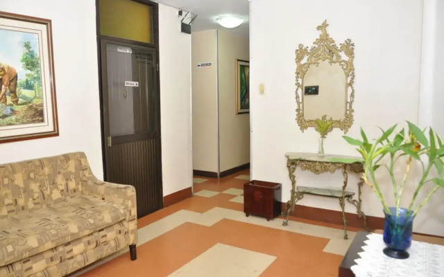Oro Hotel