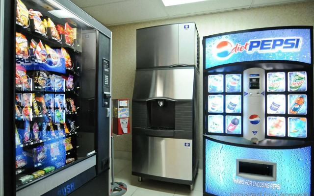 Days Inn & Suites by Wyndham Lafayette IN