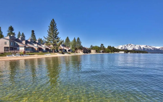 619 Lakefront