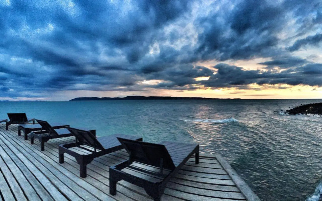 Ta-Lay Time KohMak