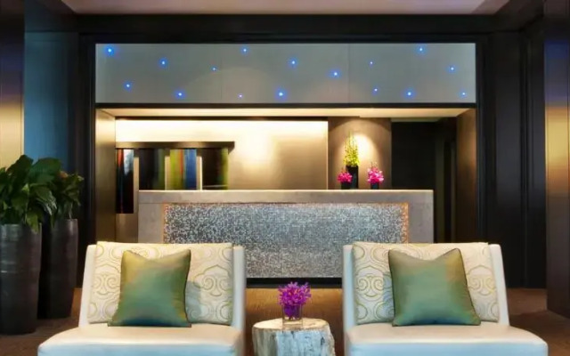 Club Wyndham Grand Chicago Riverfront