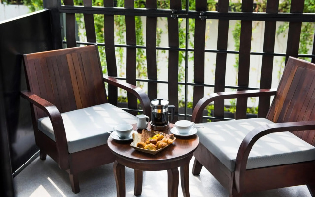 The Aviary Hotel